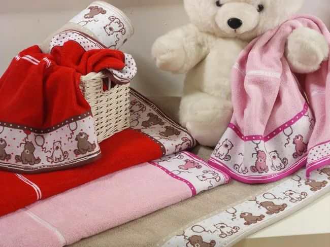 Ręcznik Sweet Bear 70x125 dla dzieci Różowy Greno
